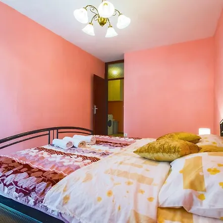 아파트 Two-bedroom In *