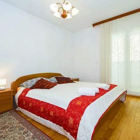 Two-bedroom In Appartamento *